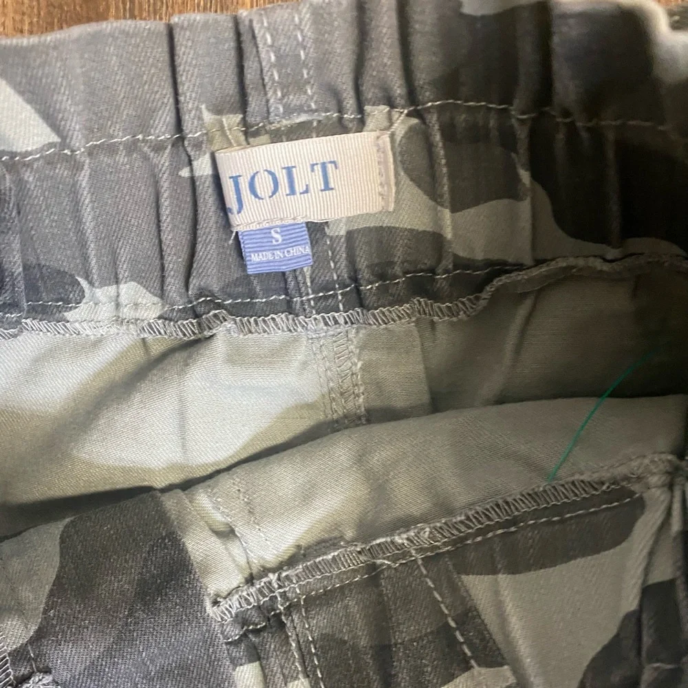 Jolt Gray Camouflage Skirt with Belt